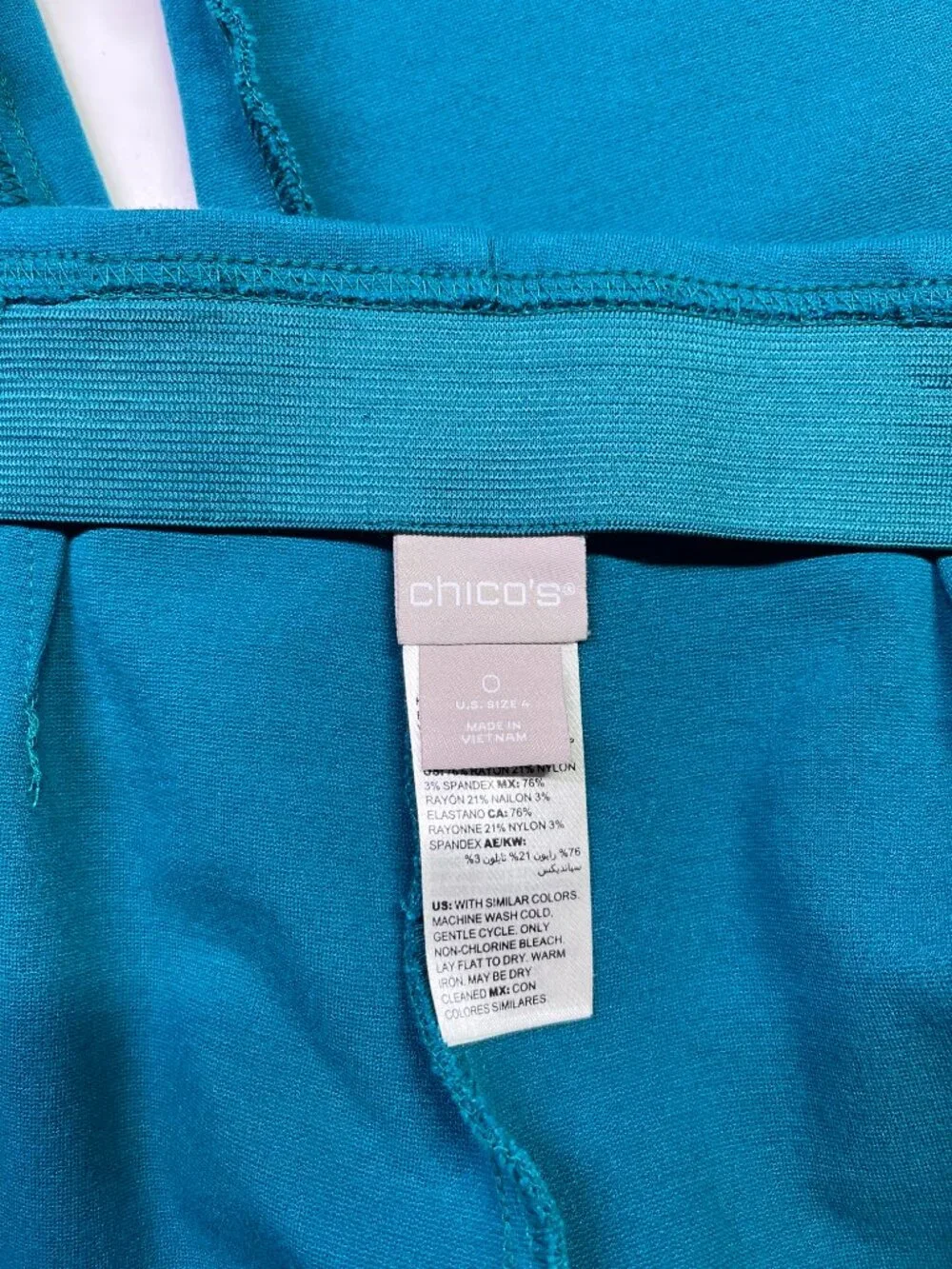 Chico's Size 0 (US 4) Teal Ponte Pull-On Cropped Pants